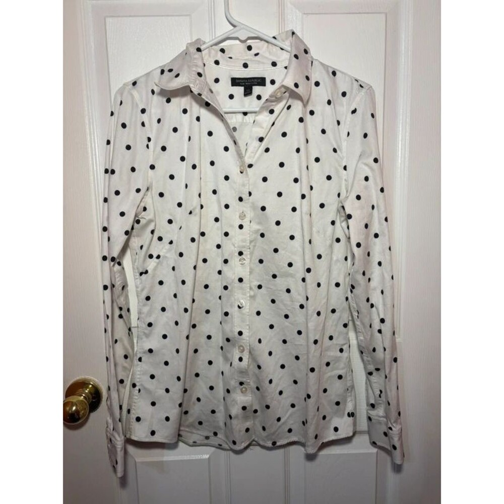 Banana Republic White Polka Dot Button-Down Shirt<3